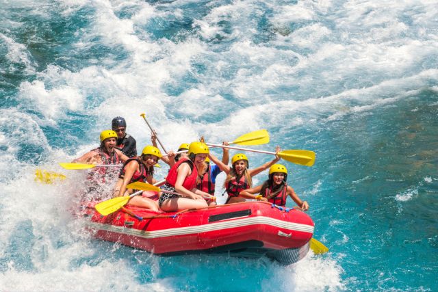 Group white water rafting
